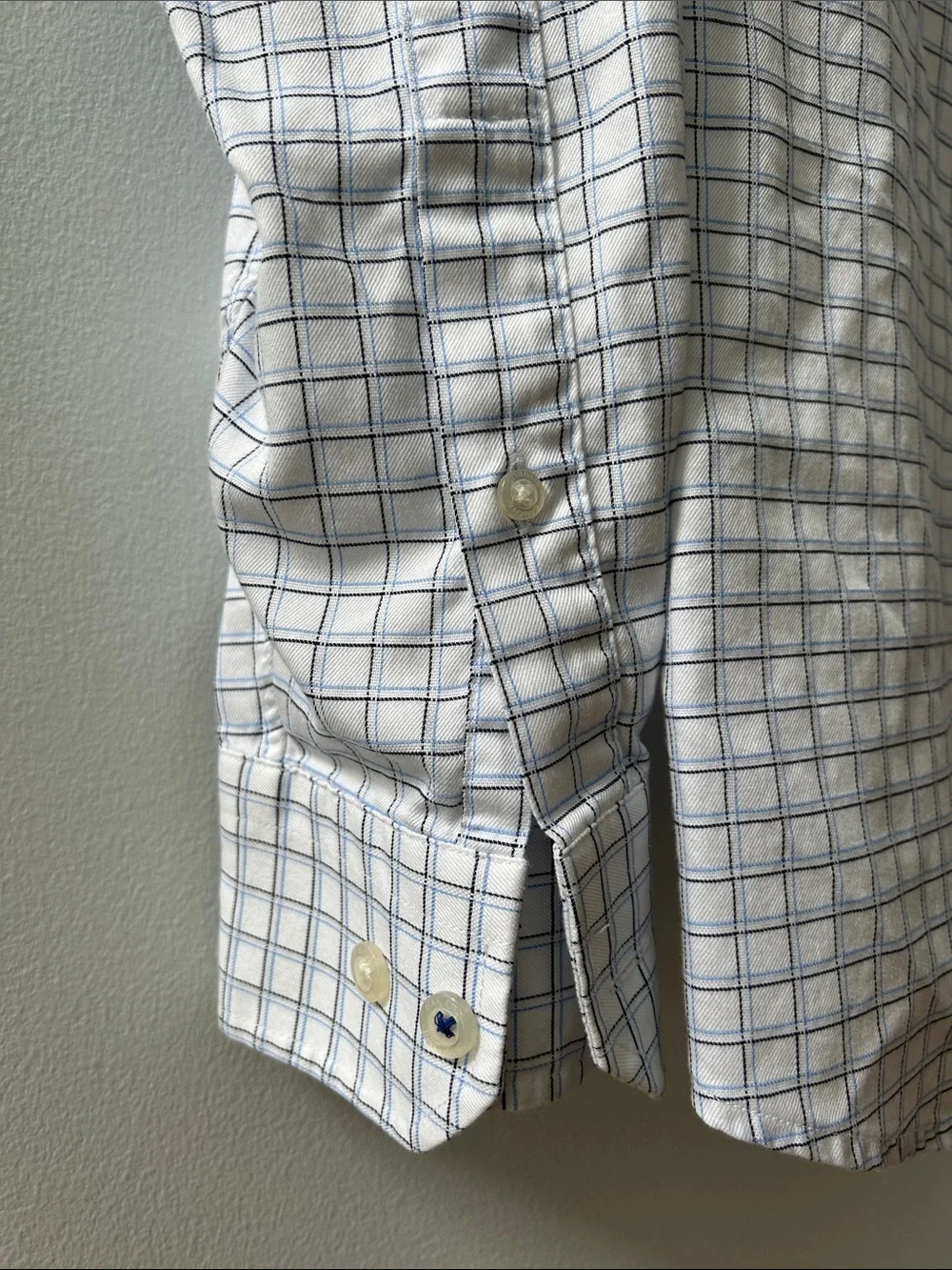 Men’s Banana Republic White Dress Shirt with Light Blue Check
